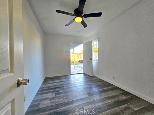 Detail Gallery Image 11 of 18 For 1555 E 107th, Los Angeles,  CA 90002 - 3 Beds | 2 Baths