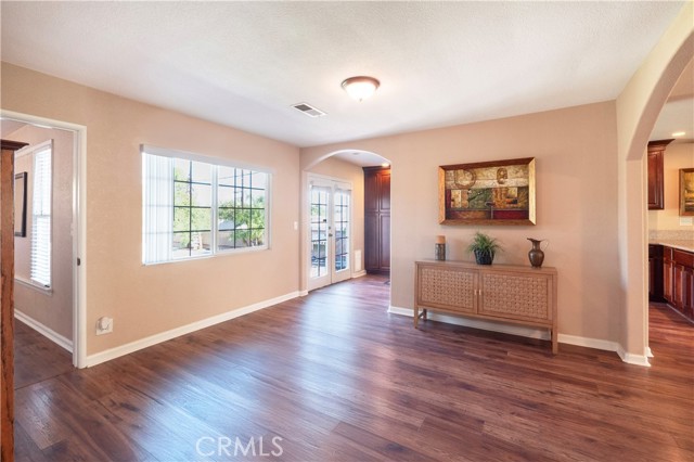 Detail Gallery Image 11 of 52 For 11665 Valverda, Riverside,  CA 92505 - 3 Beds | 2 Baths