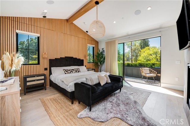 Detail Gallery Image 33 of 48 For 5517 Allott Ave, Sherman Oaks,  CA 91401 - 5 Beds | 6 Baths