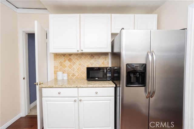 1012 Temple Ave, Long Beach CA: https://media.crmls.org/medias/d3599e83-e4c4-4368-8e38-088d7a9a2bdf.jpg