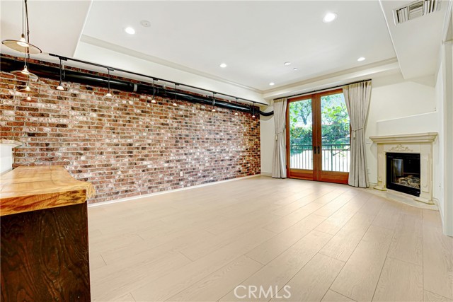 Detail Gallery Image 7 of 26 For 333 N Hill Ave #203,  Pasadena,  CA 91106 - 2 Beds | 2 Baths