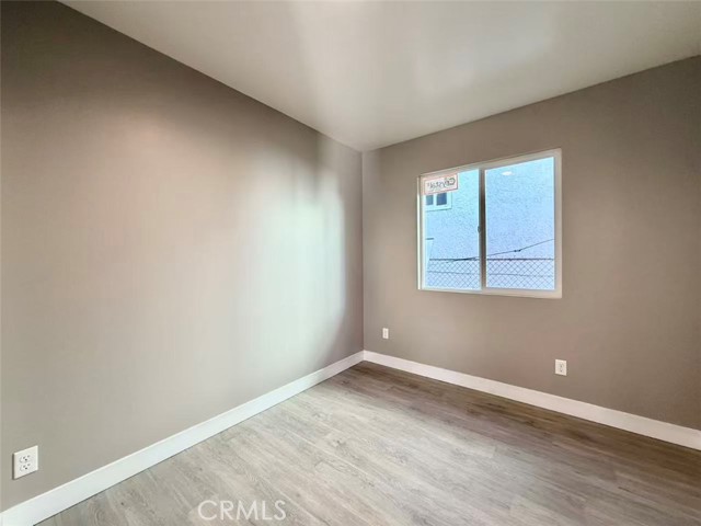 Detail Gallery Image 7 of 12 For 621 Leonard Ave a,  Los Angeles,  CA 90022 - 2 Beds | 1 Baths