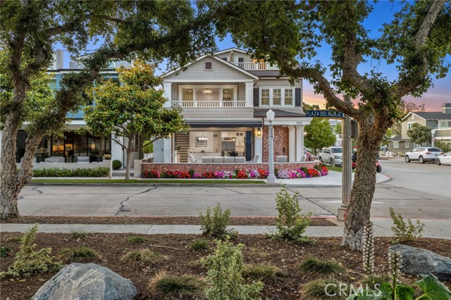 Detail Gallery Image 1 of 37 For 1752 Plaza Del Norte, Newport Beach,  CA 92661 - 4 Beds | 4/1 Baths