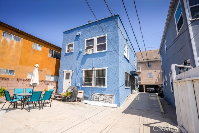 Detail Gallery Image 32 of 34 For 38 Dudley Ave, Venice,  CA 90291 - 6 Beds | 5 Baths