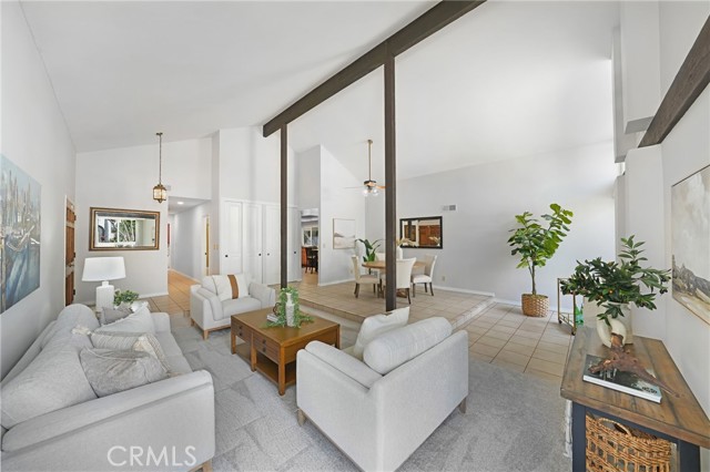 Detail Gallery Image 11 of 47 For 16672 Bolero Ln, Huntington Beach,  CA 92649 - 3 Beds | 2 Baths