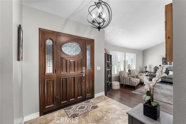 Detail Gallery Image 4 of 48 For 10664 Finch Ave, Rancho Cucamonga,  CA 91737 - 4 Beds | 2/1 Baths