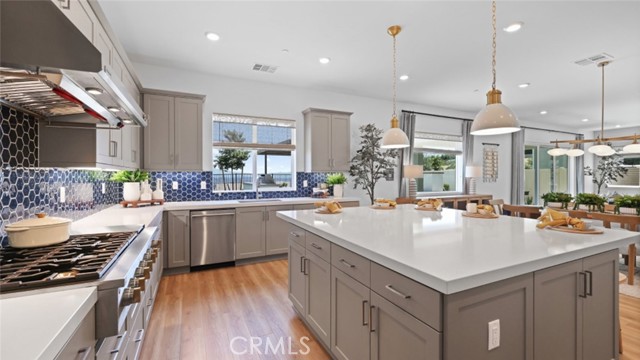 Detail Gallery Image 6 of 43 For 29519 Corte Azulejo, Valencia,  CA 91354 - 5 Beds | 4/1 Baths