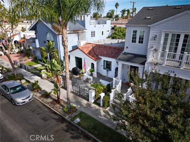 Detail Gallery Image 18 of 39 For 230 Glendora Ave, Long Beach,  CA 90803 - 2 Beds | 2 Baths