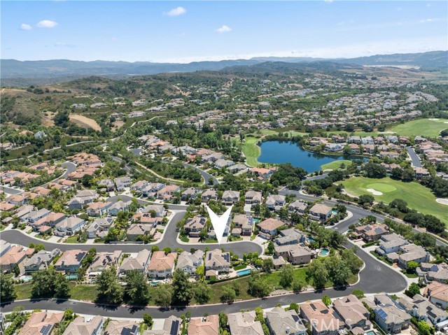 5 Kennedy Court, Coto de Caza CA: https://media.crmls.org/medias/d360e9e3-e6e3-4fcb-ac43-92c67a006599.jpg