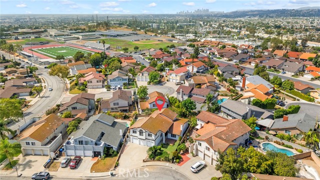 909 Brighton Way, Montebello CA: https://media.crmls.org/medias/d3612de9-16cf-4f4d-b775-8d4815b4a259.jpg
