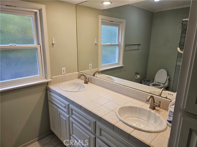 Detail Gallery Image 16 of 23 For 1717 263rd St, Harbor City,  CA 90710 - 3 Beds | 2 Baths