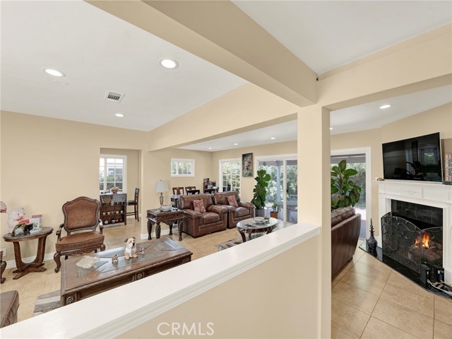 Detail Gallery Image 11 of 23 For 5310 Nestle Ave, Tarzana,  CA 91356 - 3 Beds | 2 Baths