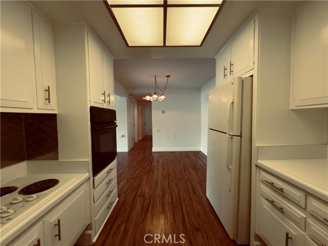 161 Avenida Majorca, Laguna Woods CA: https://media.crmls.org/medias/d3627ff0-f357-49db-8548-29f334b5952c.jpg
