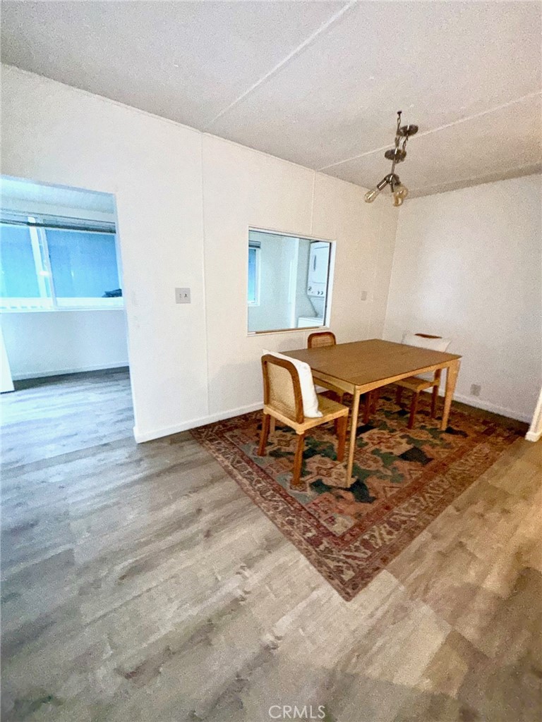 MLS #OC25276544 image #9