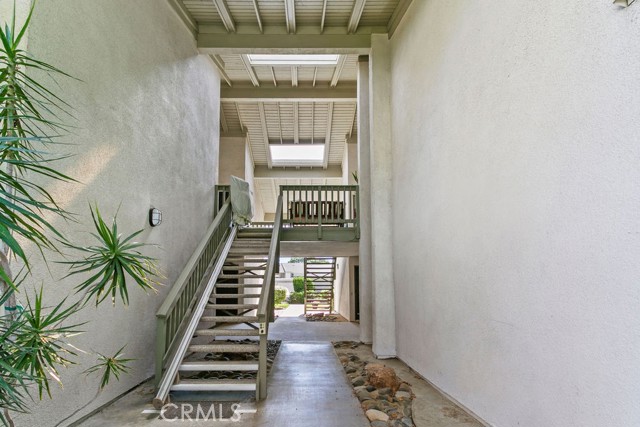 Detail Gallery Image 4 of 25 For 8633 Portola Ct 17e,  Huntington Beach,  CA 92646 - 2 Beds | 2 Baths