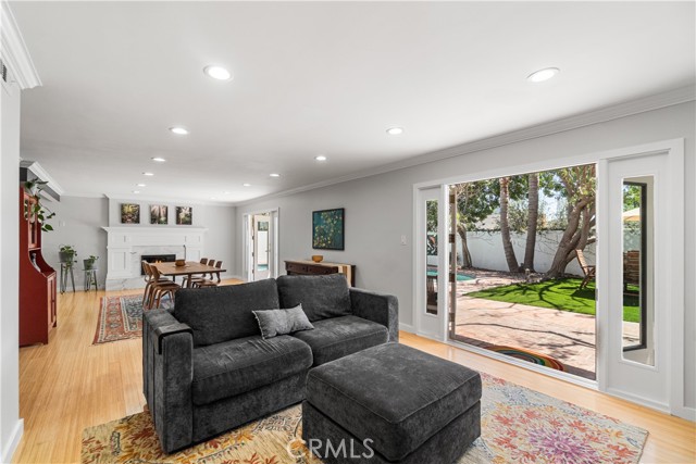 1510 E Maple Avenue, El Segundo CA: https://media.crmls.org/medias/d363e63d-024b-4db8-b269-7bcdefb15e4f.jpg