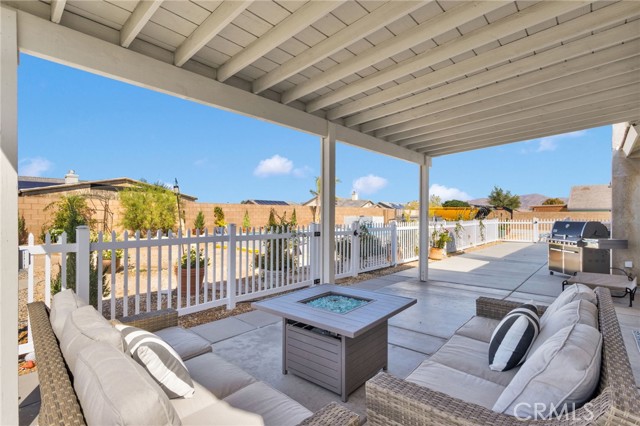 21152 Reliance, Apple Valley CA: https://media.crmls.org/medias/d363e934-57f5-40d4-bdcb-cf1c9c3d8dd9.jpg