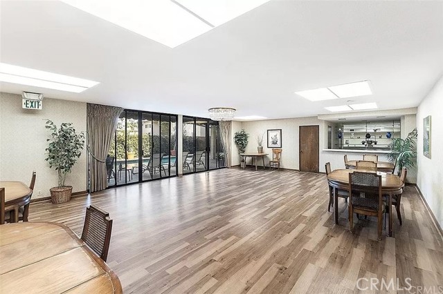 Detail Gallery Image 23 of 26 For 4454 Ventura Canyon Ave #305,  Sherman Oaks,  CA 91423 - 2 Beds | 2 Baths