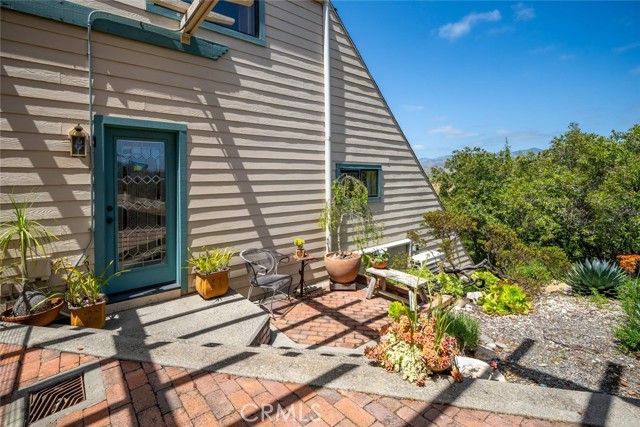 1505 Tiffany Ranch Road, Arroyo Grande CA: https://media.crmls.org/medias/d364dfca-8503-4a99-b24c-9b70be11a689.jpg
