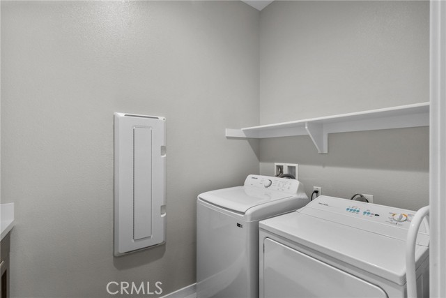 Detail Gallery Image 18 of 35 For 25124 Limetree Ln, Canyon Country,  CA 91387 - 2 Beds | 2/1 Baths