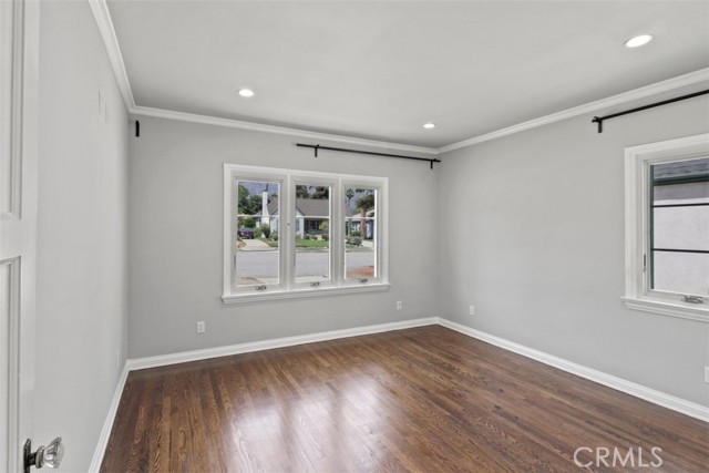 Detail Gallery Image 16 of 36 For 2682 E Villa St, Pasadena,  CA 91107 - 4 Beds | 3 Baths