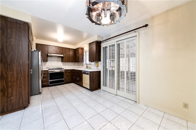 13143 Crowley Street, Arleta CA: https://media.crmls.org/medias/d365cd62-931b-43d4-aa34-c51bf33a524f.jpg
