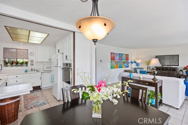 606 AVE SEVILLA # C, Laguna Woods, California 92637, 2 Bedrooms Bedrooms, ,2 BathroomsBathrooms,Residential Lease,For Rent,606 AVE SEVILLA # C,CROC21141425