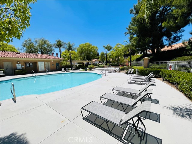 Detail Gallery Image 32 of 38 For 31926 Calle Novelda, Temecula,  CA 92592 - 3 Beds | 2 Baths
