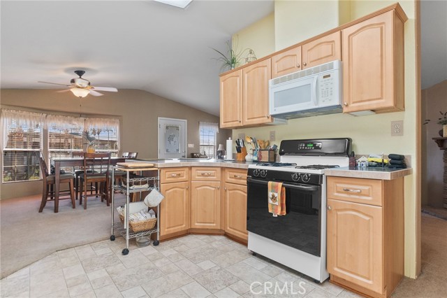 26311 Jackson Avenue, Murrieta CA: https://media.crmls.org/medias/d366c594-73c5-4ae6-979a-43f2df032a27.jpg