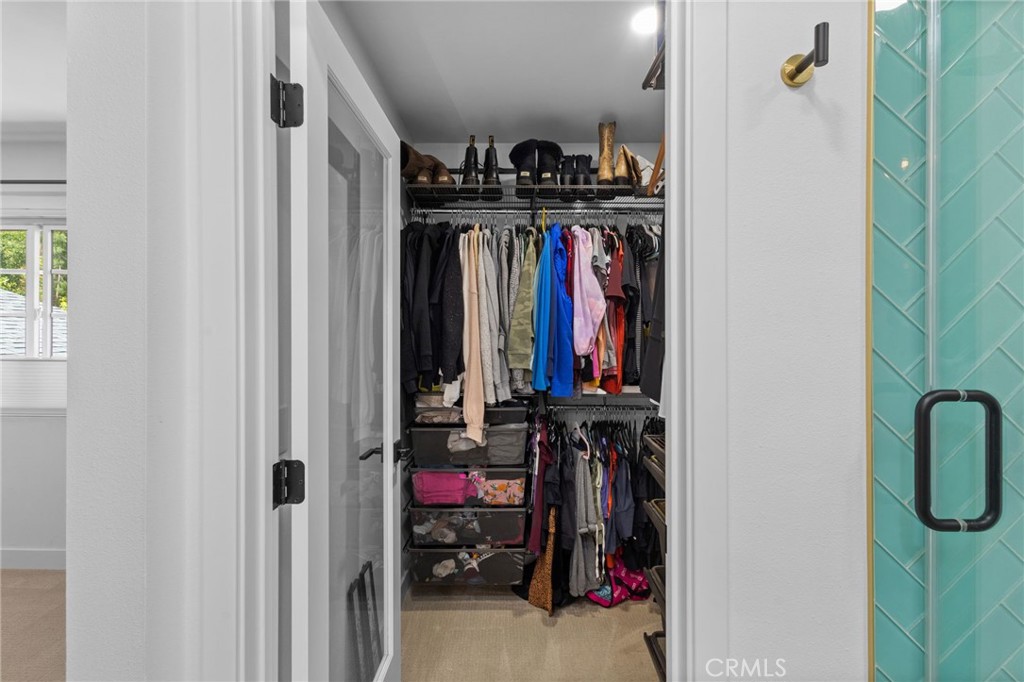 https://media.crmls.org/medias/d366deea-6389-4d47-bbd8-325c5e64ff71.jpg?preset=X-Large