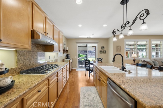 Detail Gallery Image 14 of 54 For 27665 Bottle Brush Wy, Murrieta,  CA 92562 - 4 Beds | 3 Baths