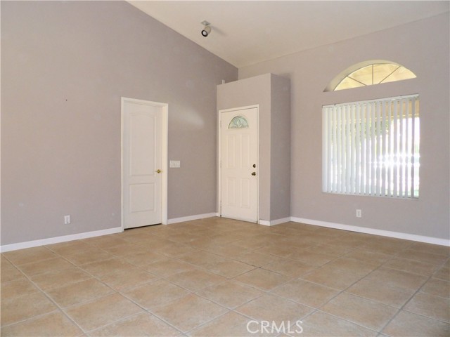 Detail Gallery Image 3 of 25 For 28600 Avenida Duquesa, Cathedral City,  CA 92234 - 3 Beds | 2 Baths