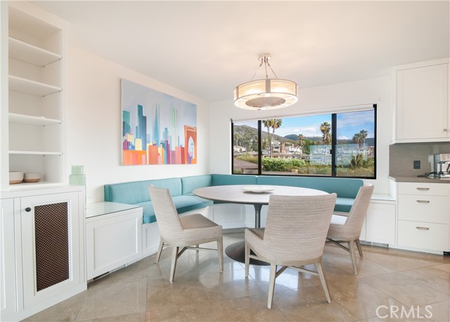 Detail Gallery Image 7 of 27 For 77 Blue Lagoon, Laguna Beach,  CA 92651 - 2 Beds | 3 Baths