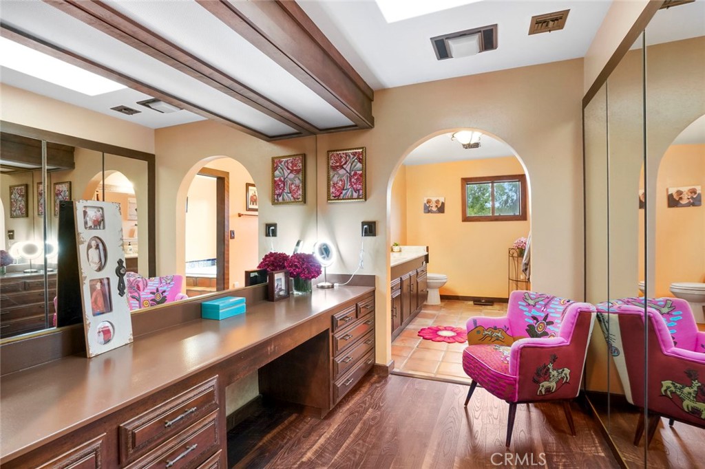 MLS #ND25240673 image #33