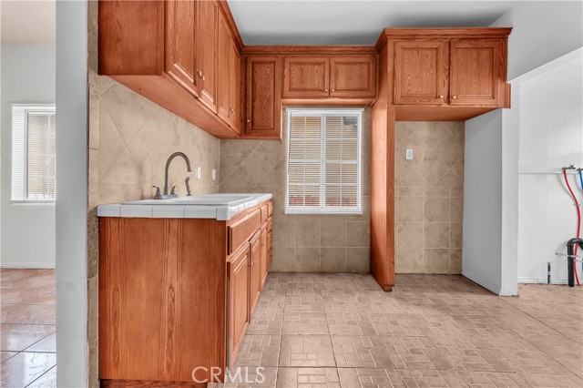 Detail Gallery Image 15 of 30 For 657 E 53rd, Los Angeles,  CA 90011 - – Beds | – Baths