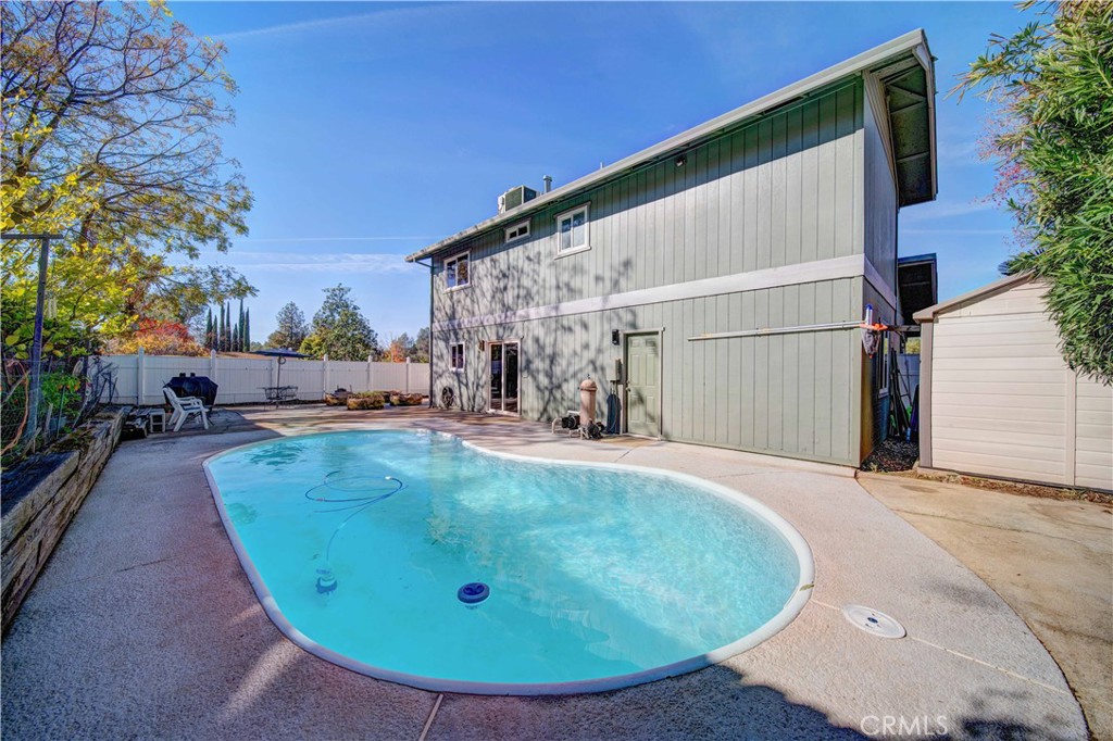 2205 Jessica Way