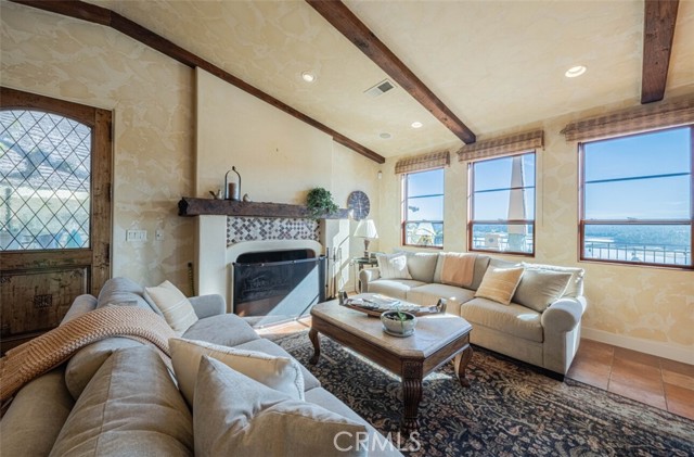 Detail Gallery Image 10 of 63 For 8730 Bluff Ct, Bradley,  CA 93426 - 5 Beds | 5/1 Baths