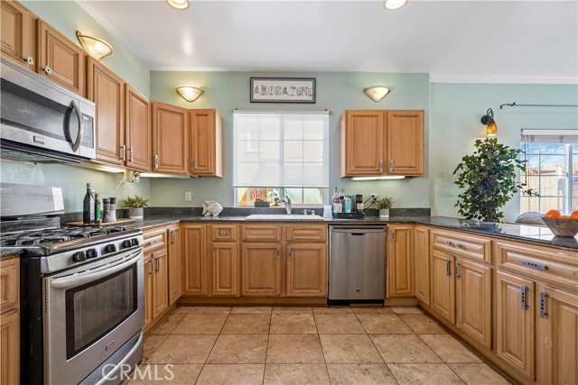 18518 Kingsdale Avenue, Redondo Beach, California 90278, 3 Bedrooms Bedrooms, ,2 BathroomsBathrooms,Residential,Sold,Kingsdale,PW22061551
