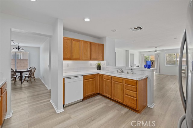 Detail Gallery Image 12 of 29 For 38133 Ranger Dr, Palmdale,  CA 93552 - 4 Beds | 2 Baths