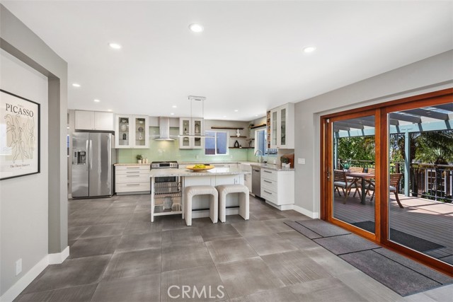 Detail Gallery Image 13 of 40 For 26925 Calle Dolores, Dana Point,  CA 92624 - 3 Beds | 3 Baths
