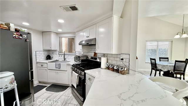681 N Lark Ellen Avenue, Covina CA: https://media.crmls.org/medias/d36a581d-8948-4f46-a42f-d8c1e7ac24b3.jpg