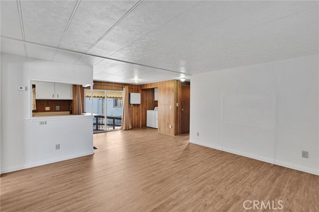 11414 Serra Rd, Apple Valley CA: https://media.crmls.org/medias/d36a690b-c19d-46bc-8061-1f7845a3ce29.jpg