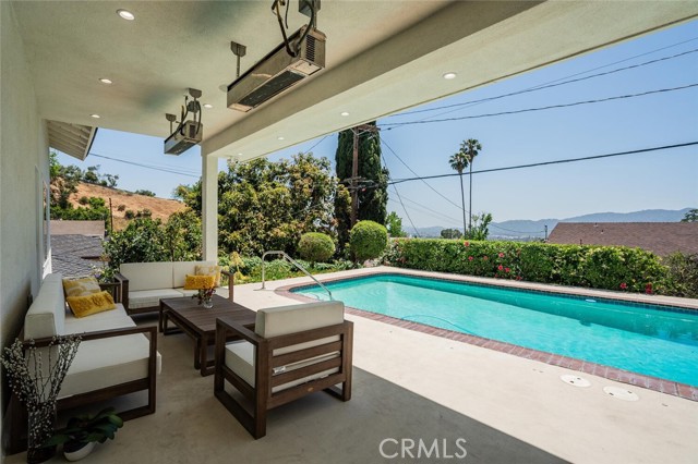 Detail Gallery Image 31 of 41 For 410 Audraine Dr, Glendale,  CA 91202 - 4 Beds | 3 Baths