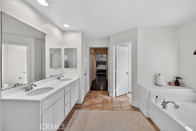 Detail Gallery Image 25 of 49 For 1043 Saltbush, Hemet,  CA 92545 - 4 Beds | 3/1 Baths