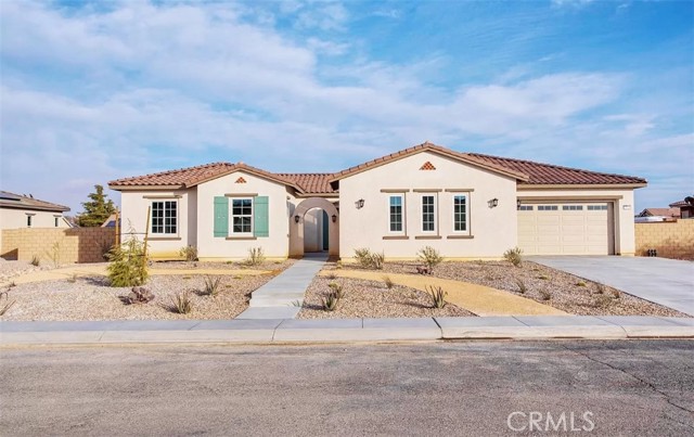 Detail Gallery Image 1 of 17 For 12925 Davona Dale Rd, Apple Valley,  CA 92308 - 4 Beds | 3/1 Baths