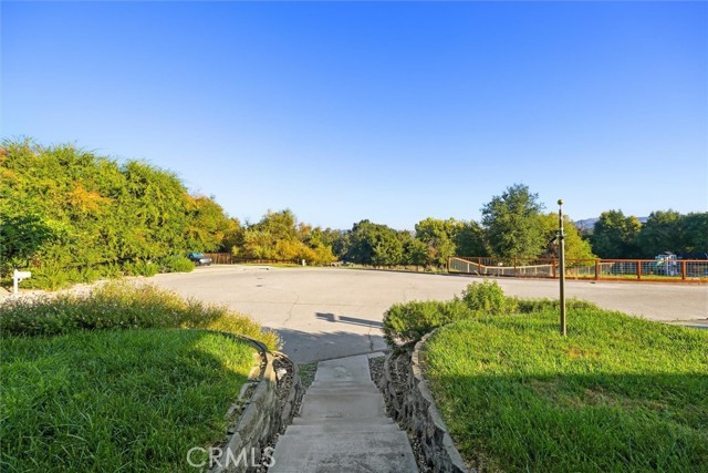 3856 Orillas Way, Atascadero CA: https://media.crmls.org/medias/d36cc573-729e-4e4e-90a4-948beac077e2.jpg