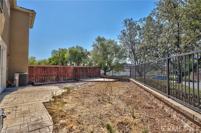 27477 Hazelhurst Street, Murrieta CA: https://media.crmls.org/medias/d36d541a-1cd3-4bc6-8087-1f3c05768aeb.jpg