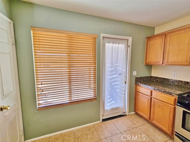 Detail Gallery Image 11 of 40 For 5170 Split Rock Ave, Twentynine Palms,  CA 92277 - 3 Beds | 2 Baths