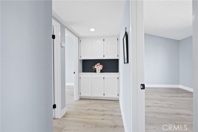 Detail Gallery Image 35 of 44 For 37472 Yorkshire Dr, Palmdale,  CA 93550 - 3 Beds | 2/1 Baths