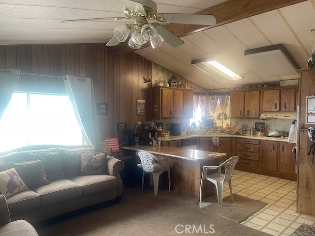 Family Room to Kitchen